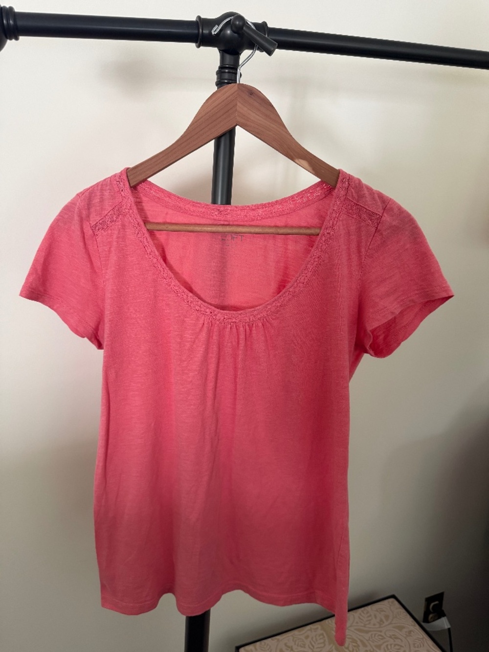 LOFT Coral Pink Crochet Lace Trim Scoop Neck Tee Shirt